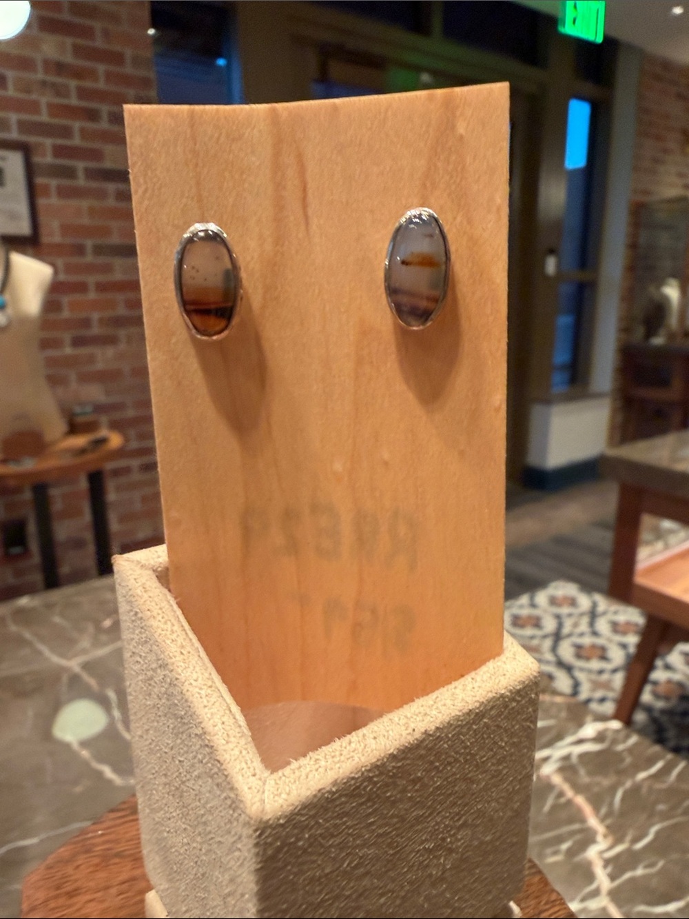 Montana Agate Posts